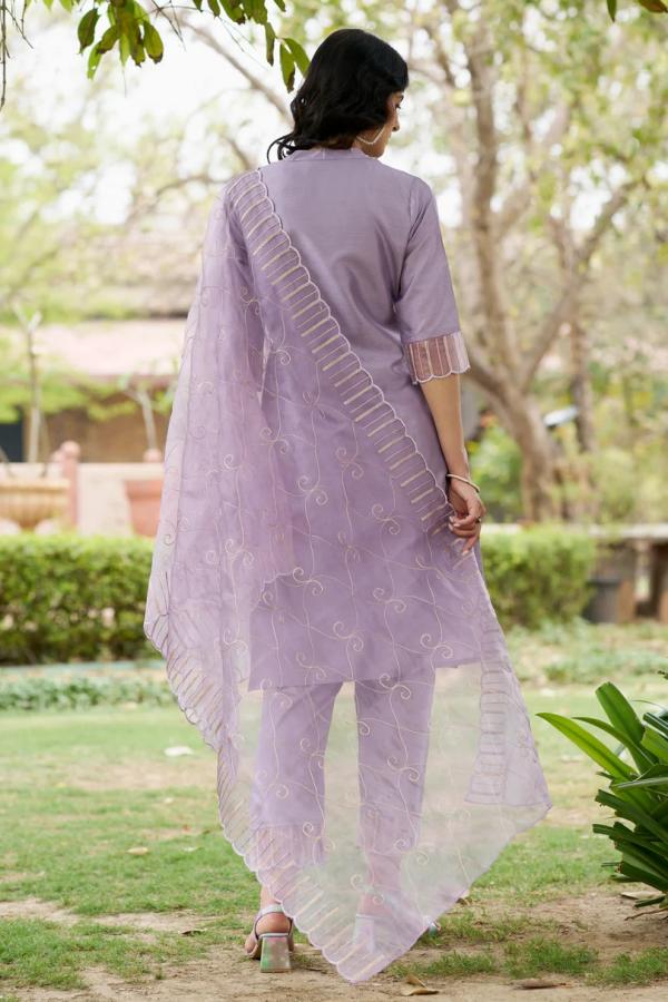 VP 9500 L Silk Blend High Neck Kurta and Trousers Pant Set
